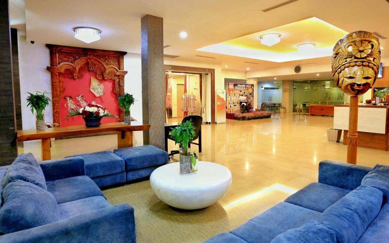 Hotel Grand Hap Solo Extérieur photo
