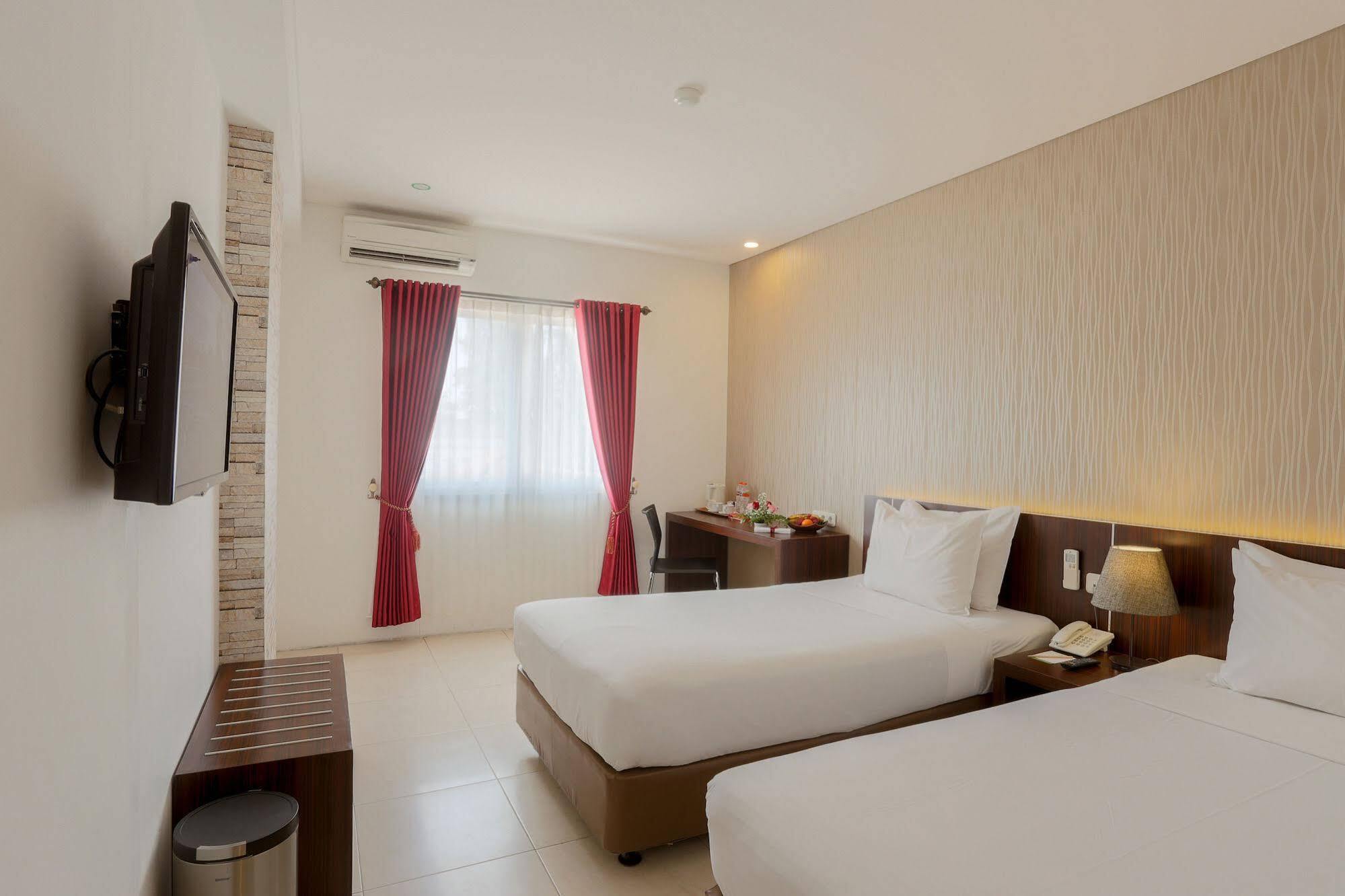 Hotel Grand Hap Solo Extérieur photo