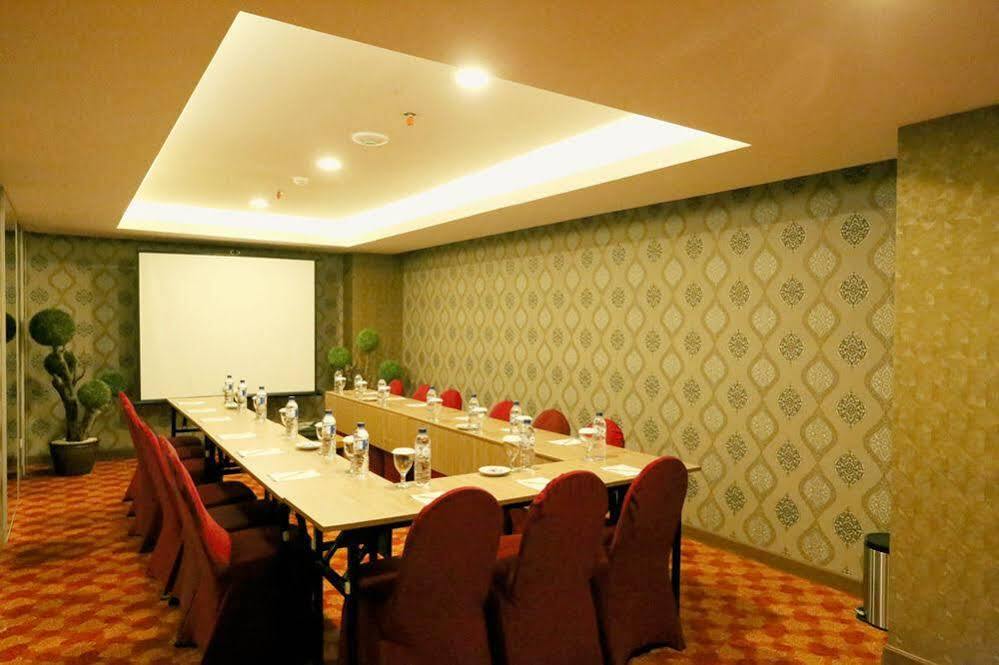 Hotel Grand Hap Solo Extérieur photo