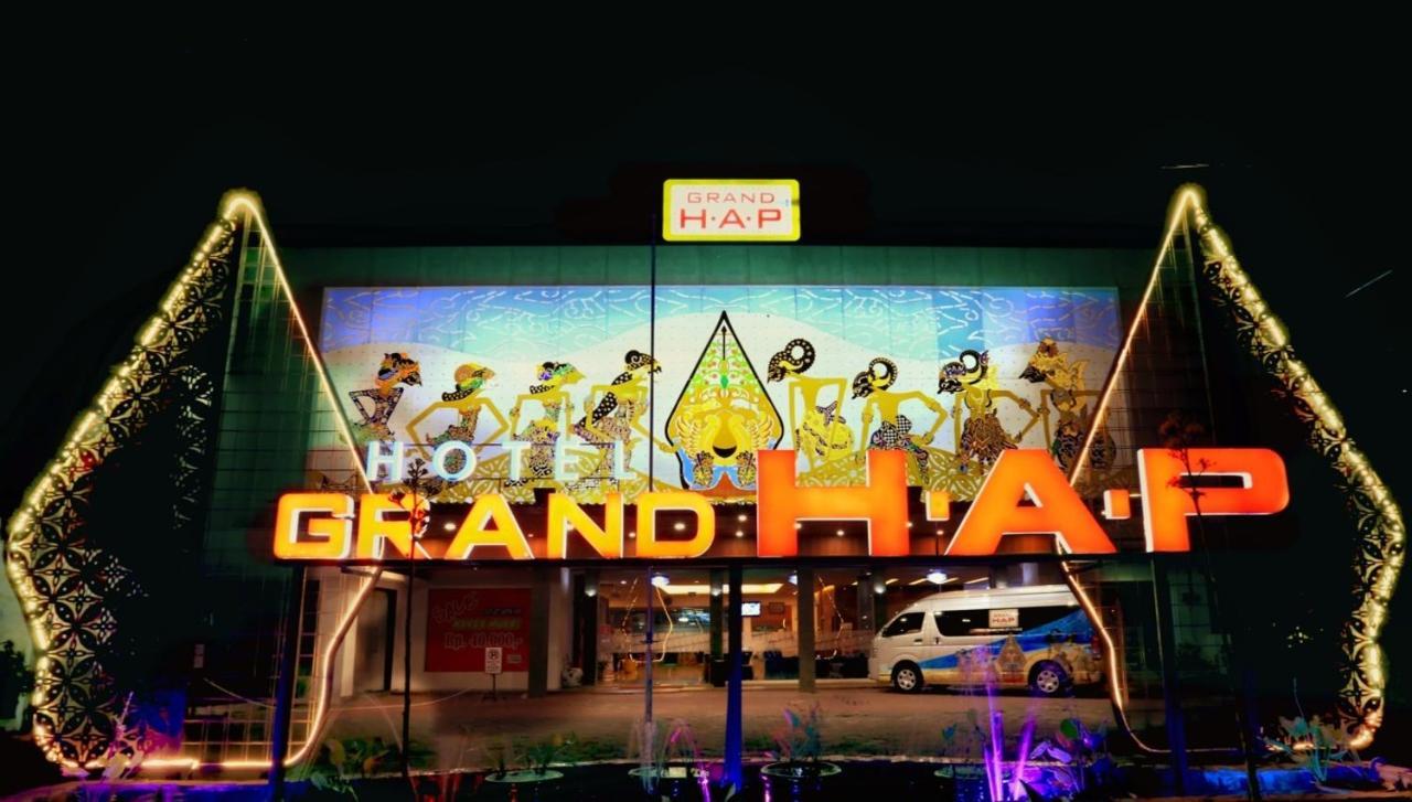 Hotel Grand Hap Solo Extérieur photo